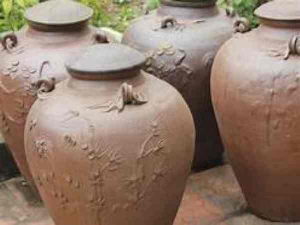 Mơ thấy chiếc chum cạn không có nước Mơ thấy chiếc chum cạn không có nước