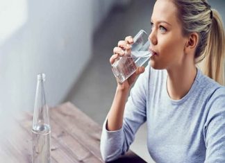 Nằm mơ thấy uống nước điềm báo gì, đánh con gì trúng lớn?