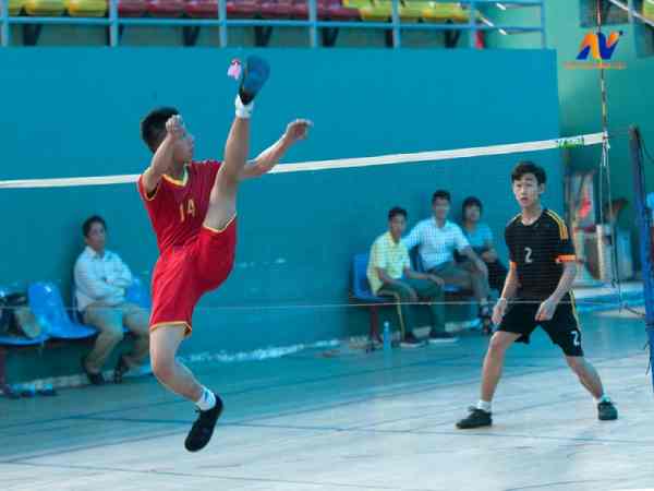 Mộng thấy mình tham gia hoặc chứng kiến một trận đá cầu tầm cỡ Mộng thấy mình tham gia hoặc chứng kiến một trận đá cầu tầm cỡ
