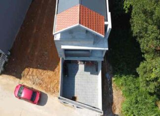 Miếng đất xéo nghĩa là gì