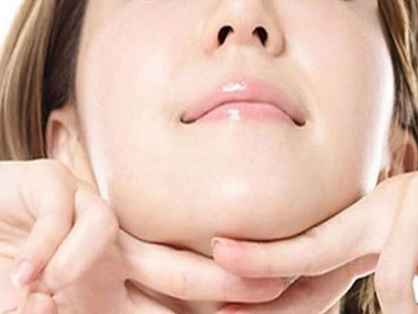 Hiện tượng cằm giật dưới góc nhìn khoa học