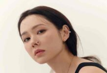 nốt ruồi ở khe mũi phải