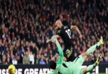 Tin BĐ: MU quật ngã Arsenal tại Emirates đưa Quỷ đỏ vào top 4